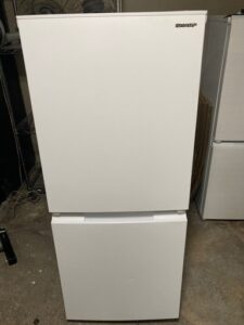SHARP SJ-D15J ホワイト 冷蔵庫 2023年式 152L 中古品販売