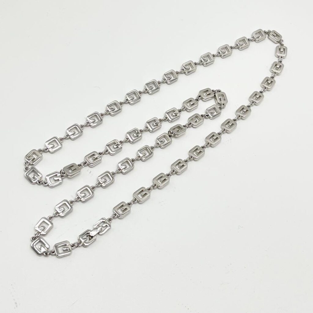 ジバンシー ネックレス