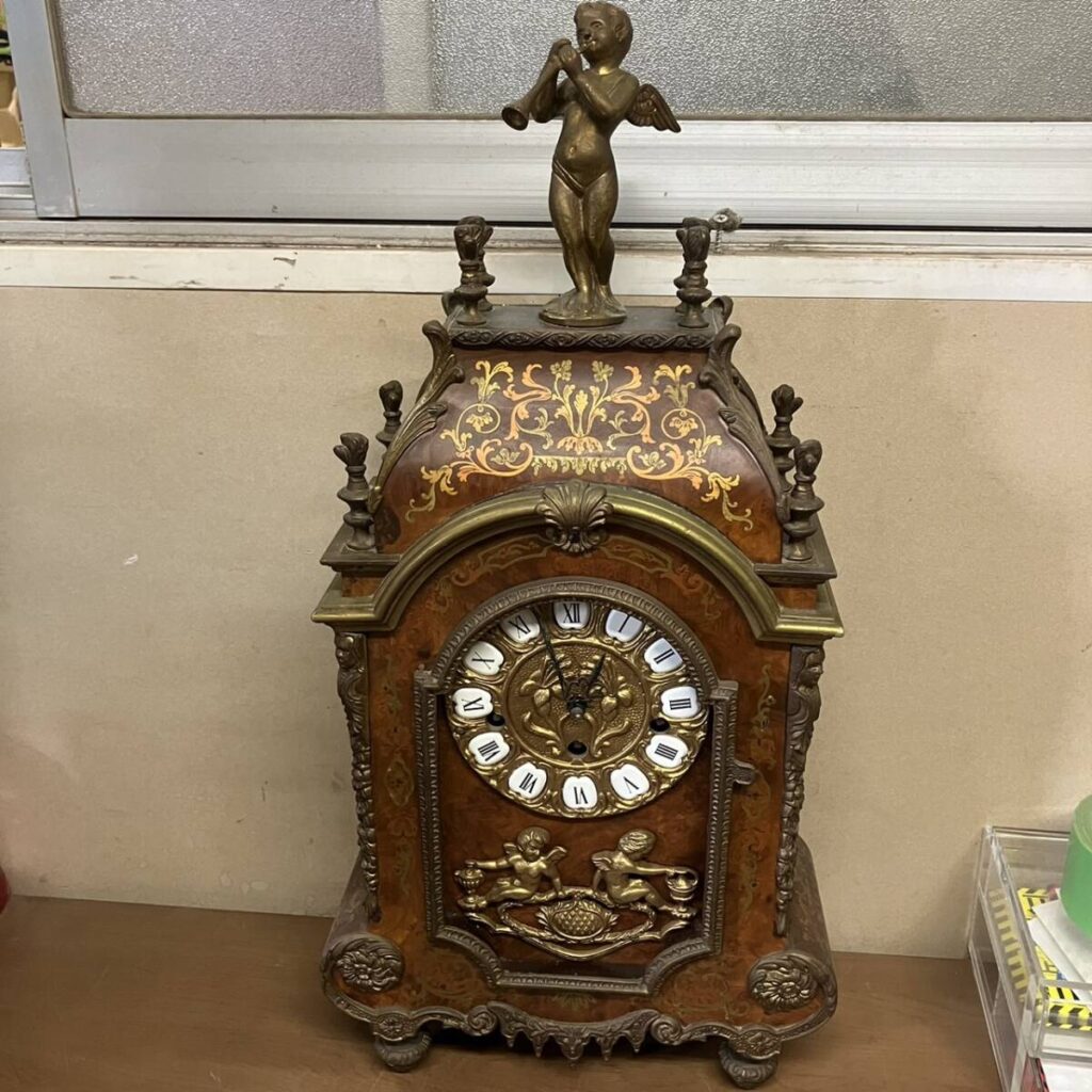 置き時計 機械式置き時計 天使 時計 アンティーク ヴィンテージ