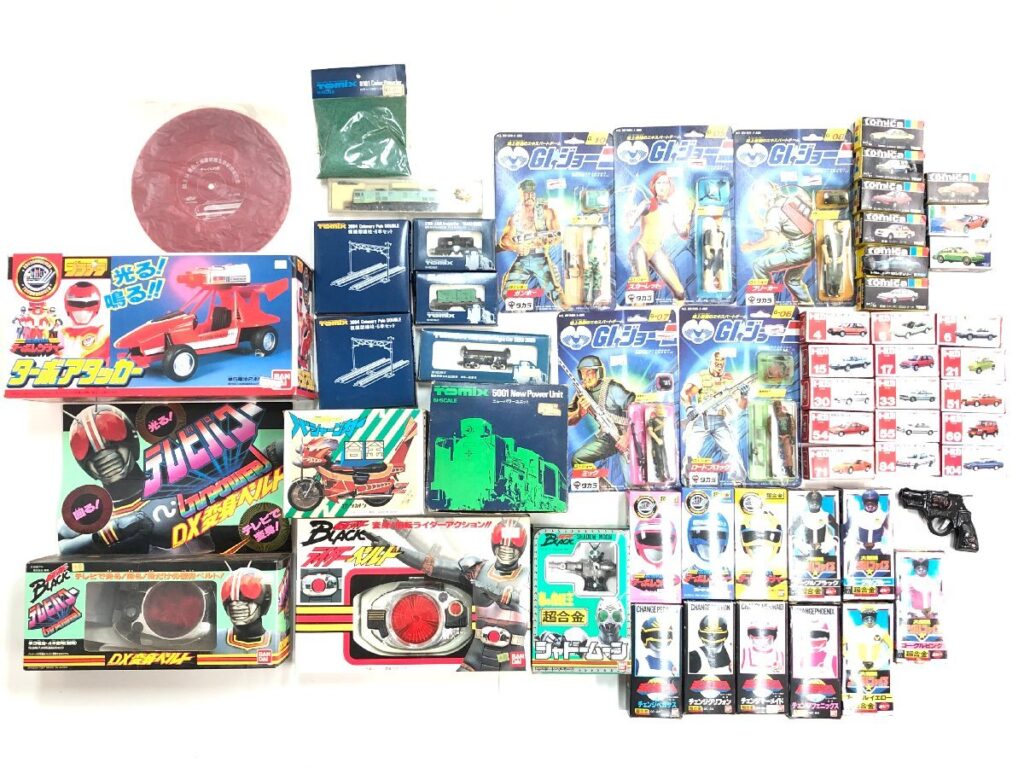 BANDAI フィギュアセット