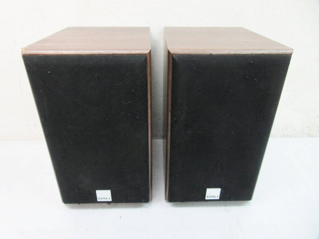 ダリ ブックシェルフスピーカー