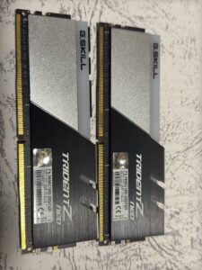 AMD Ryzen 7 5800X3D DDR4メモリ