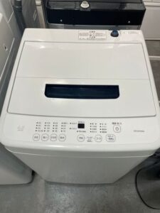 アイリスオーヤマ 洗濯機 2024年製 AIW-T451 中古品販売