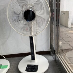 HITACHI 扇風機 2015年製 HEF-100M 中古品販売