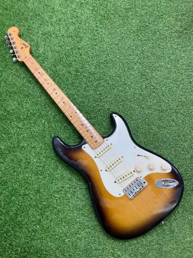 『7-472』グレコ エレキギター SE1200