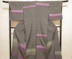 秋山眞和 付下げ 貝紫花織