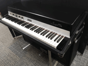 Rhodes Piano SeventyThree Mark I Suitcase