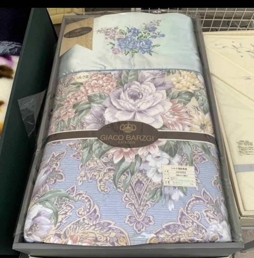 GIACO BARZGI シルク　混肌掛け布団 中古品販売