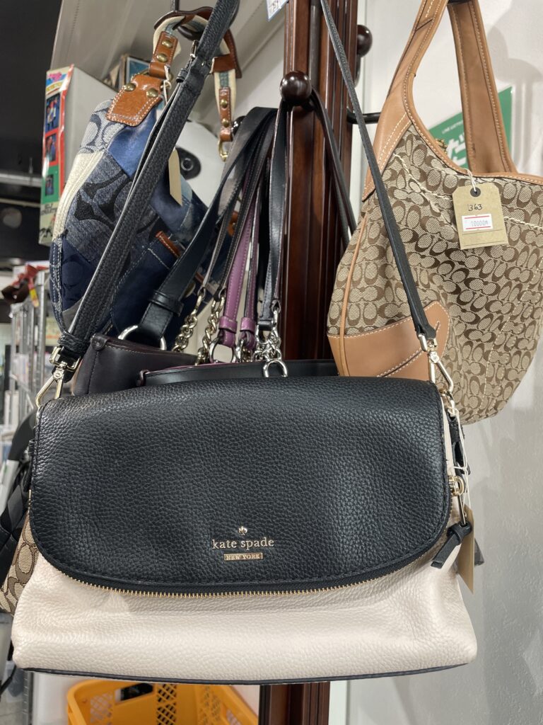 鞄 中古品販売