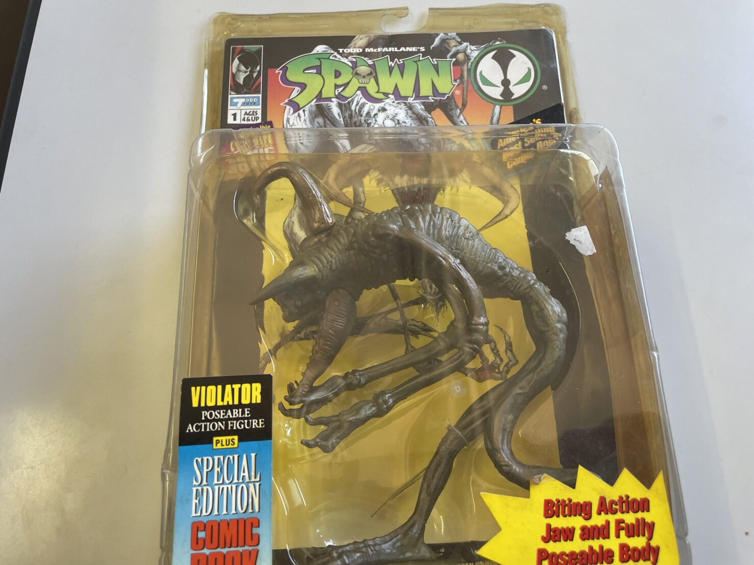 SPAWN/スポーン ULTRA-ACTIONフィギュVIOLATOR