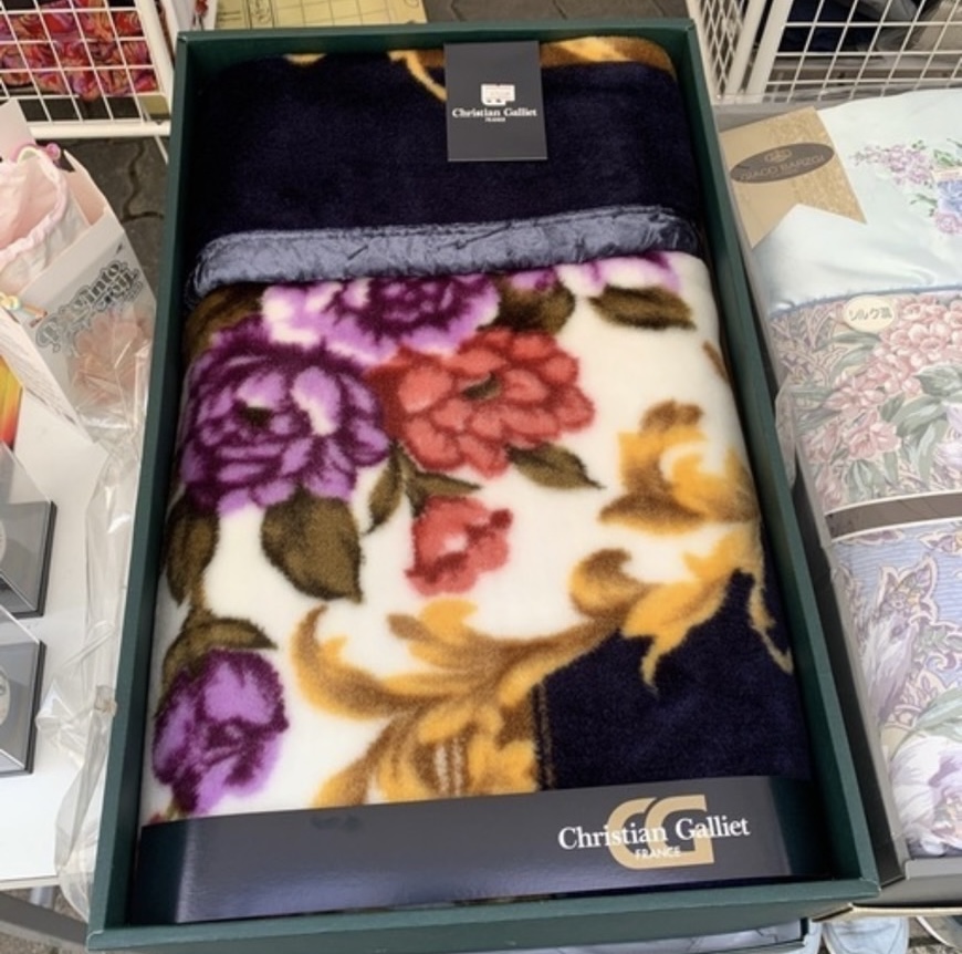 Christian Galliet 毛布 中古品販売