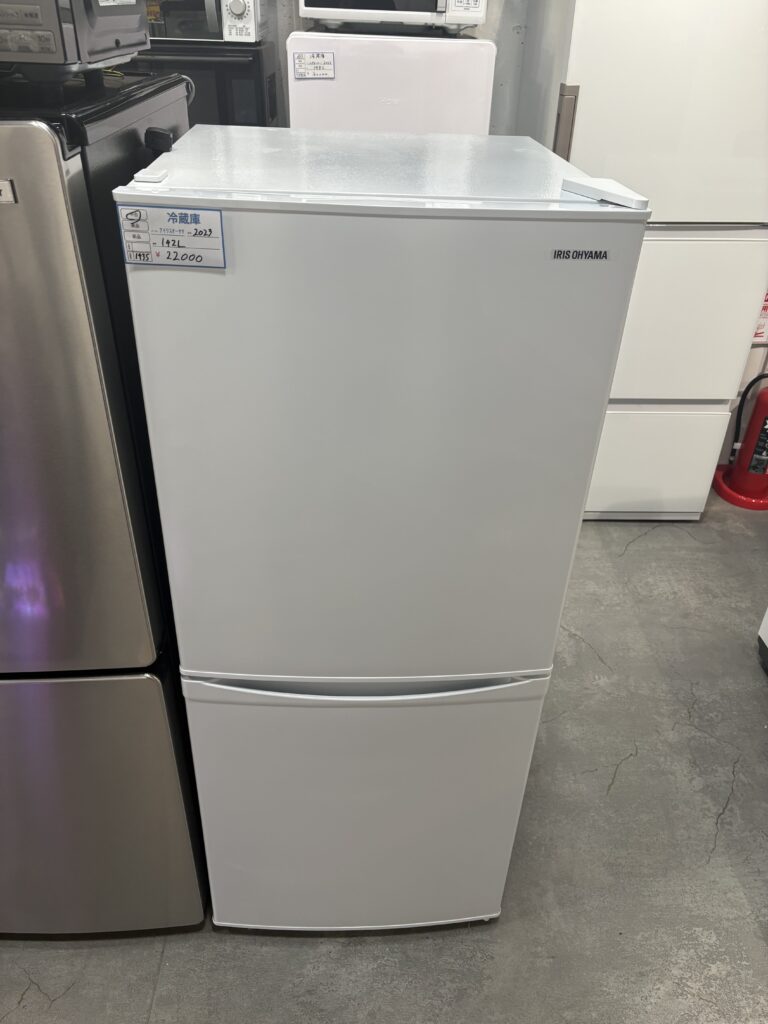 アイリスオーヤマ　2023年製　142L　冷蔵庫　 中古品販売
