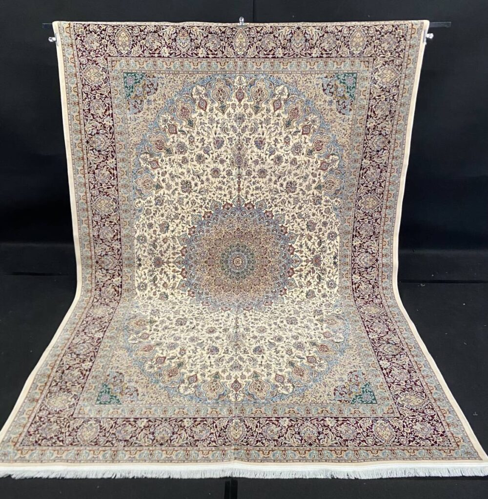 ペルシャ絨毯 イラン クム産