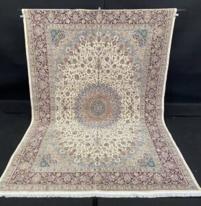 ペルシャ絨毯 イラン クム産