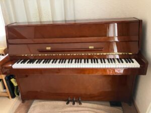 KAWAI コンソールピアノ