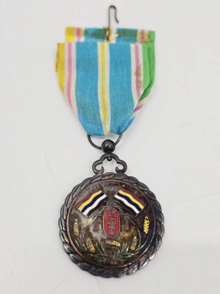 中華民国 勲章 徽章