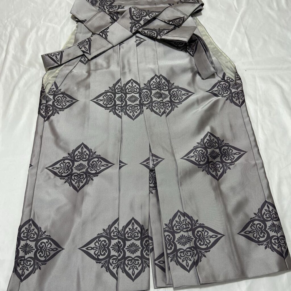 馬乗袴 紫 化繊