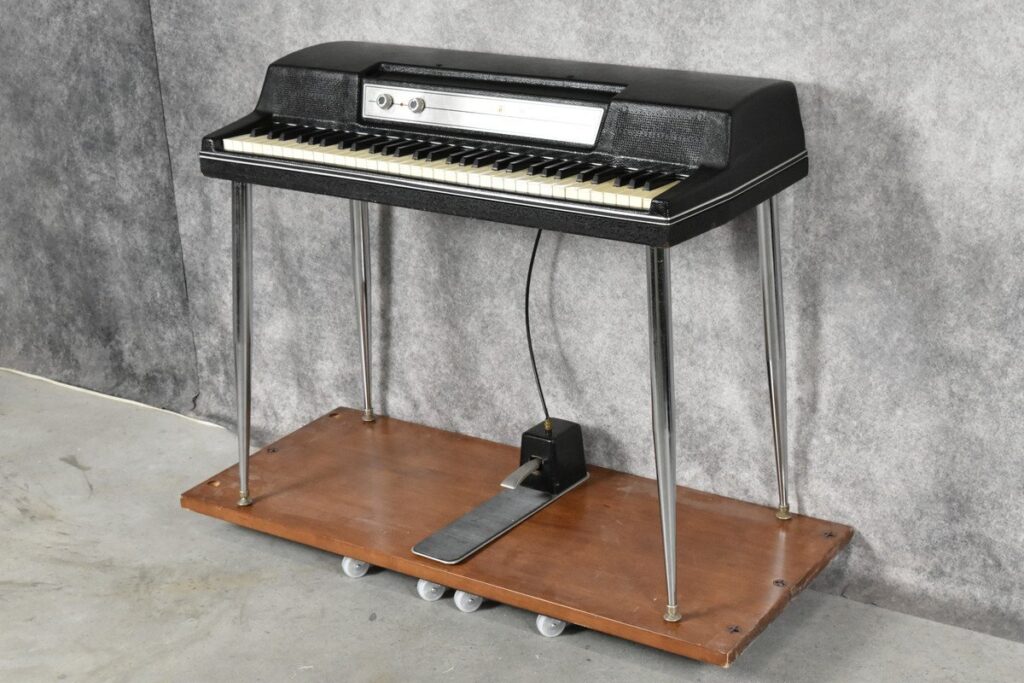 【D】WURLITZER Model 200A ビンテージ エレクトリックピアノ ウーリッツァー ペダル付属