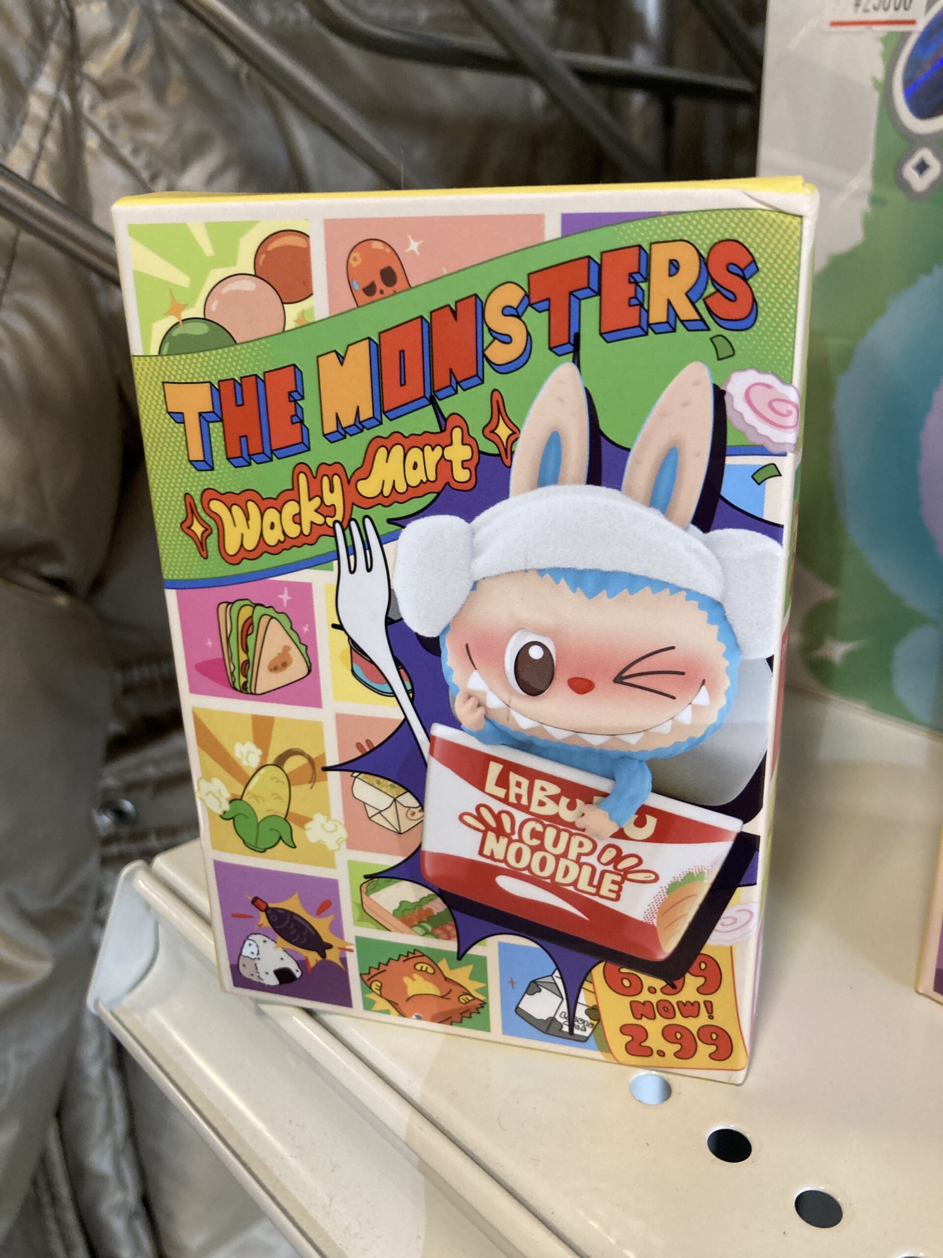 ラブブ Wacky Mart 中古品販売