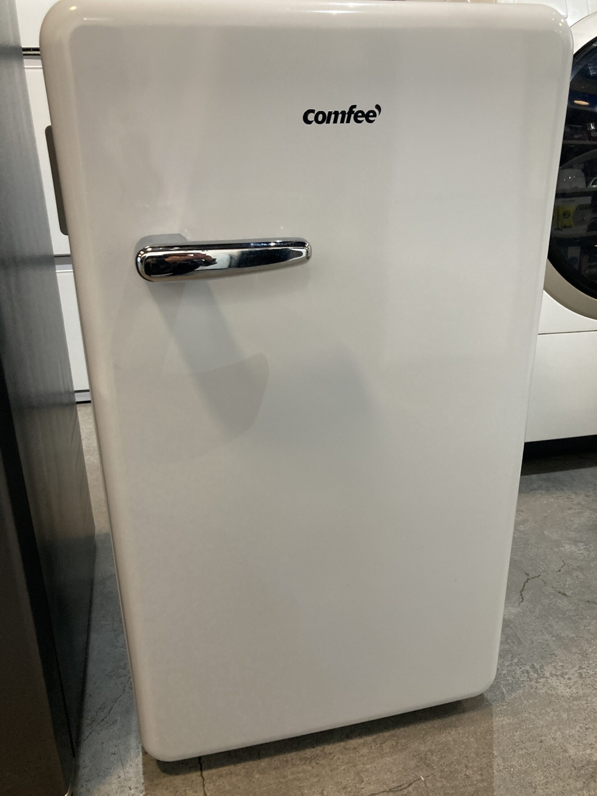 comfee 2024年製 93L 冷蔵庫 中古品販売