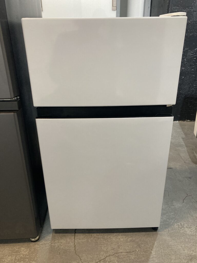 ハイセンス 2024年製 87L 冷蔵庫 中古品販売