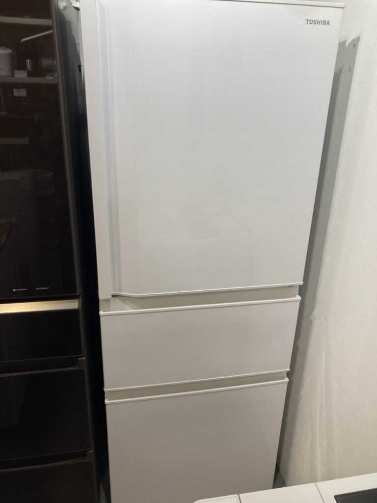TOSHIBA 2021年製 326L 冷蔵庫 中古品販売