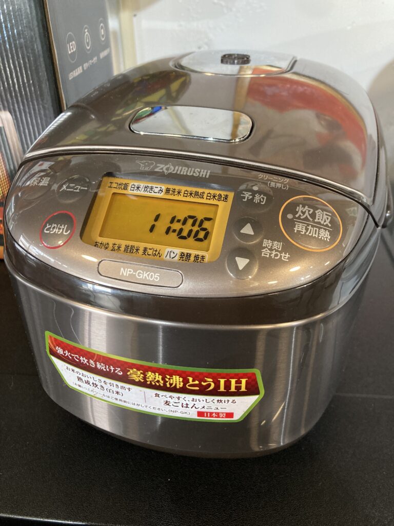 象印 2022年製 3合炊き炊飯器 中古品販売