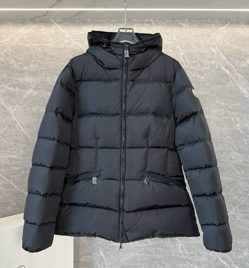 MONCLER モンクレール Avoce ダウンジャケット レディース