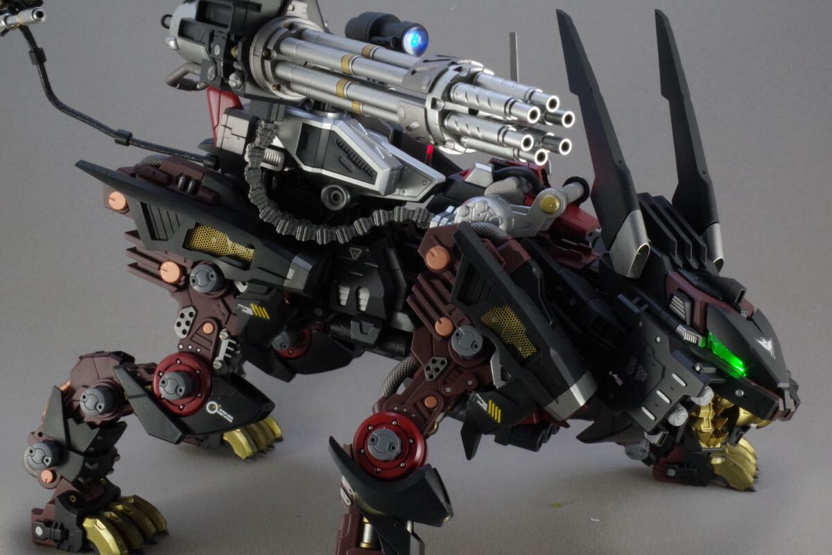 ライガーゼロSS シュバルツカスタム ゾイド HMM