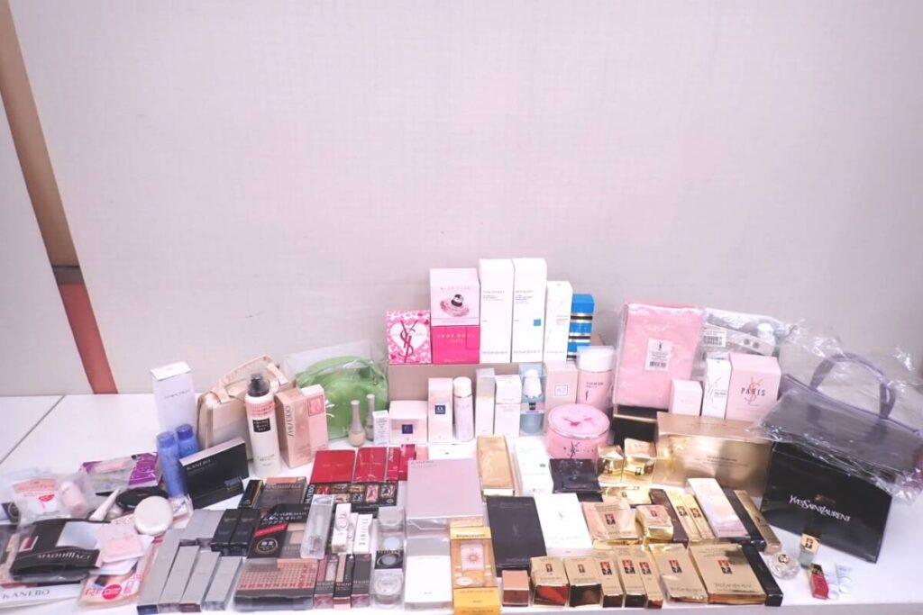 ブランドコスメ まとめ YSL 資生堂 カネボウ