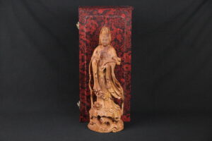 白檀木彫 観音菩薩像 林金霖 作 香木 木彫仏像