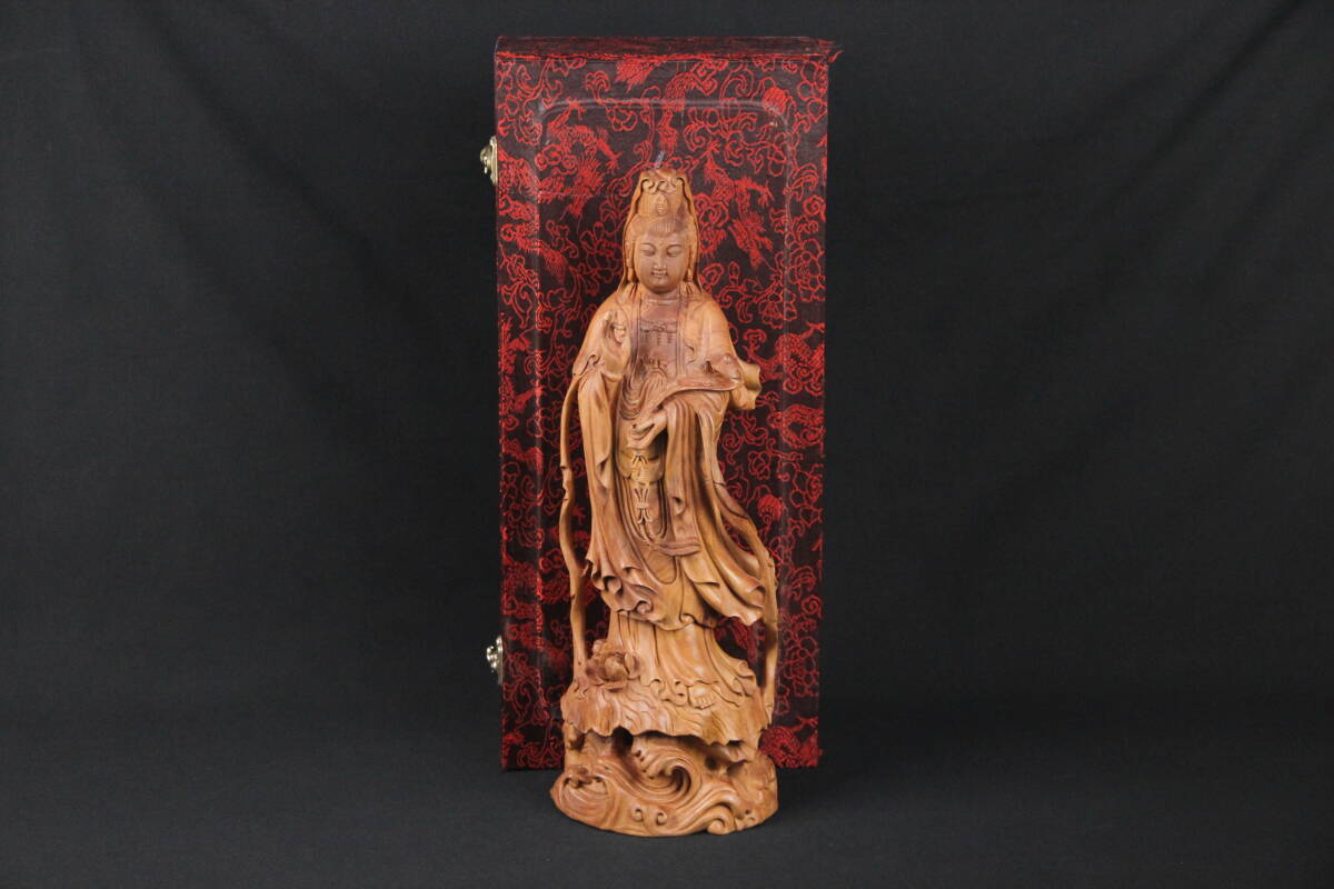 白檀木彫 観音菩薩像 林金霖 作 香木 木彫仏像