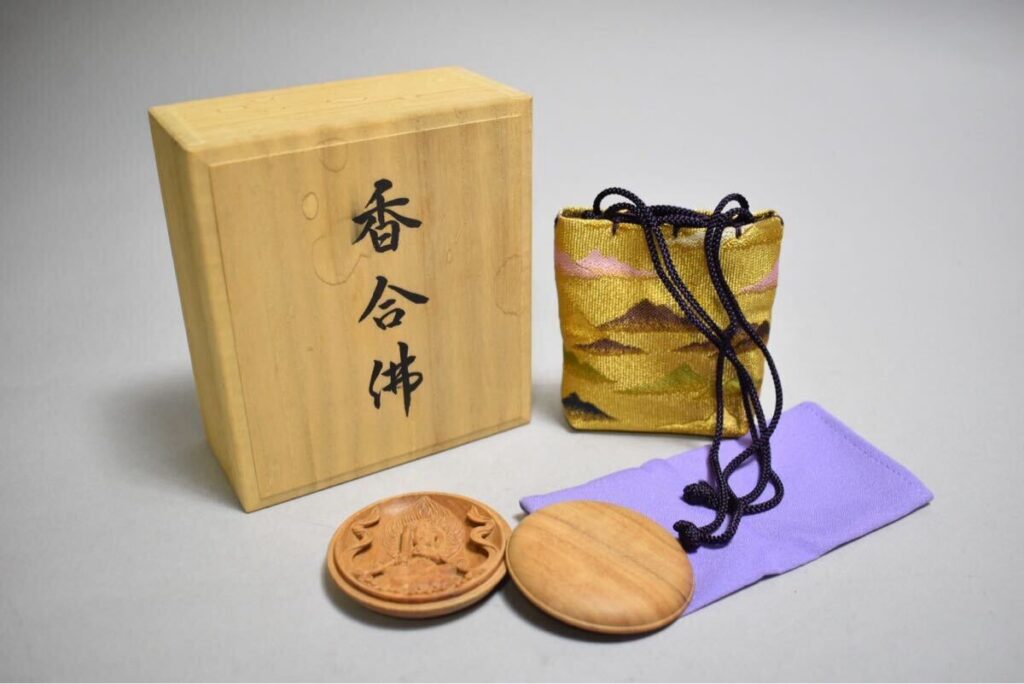 【英】A932 松本明慶 白檀香合仏 共箱 日本美術 仏教美術