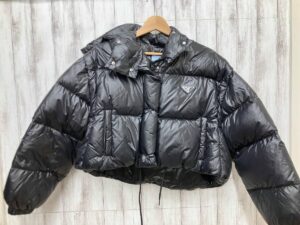 PRADA コンバーチブル クロップド フード ダウンジャケット
