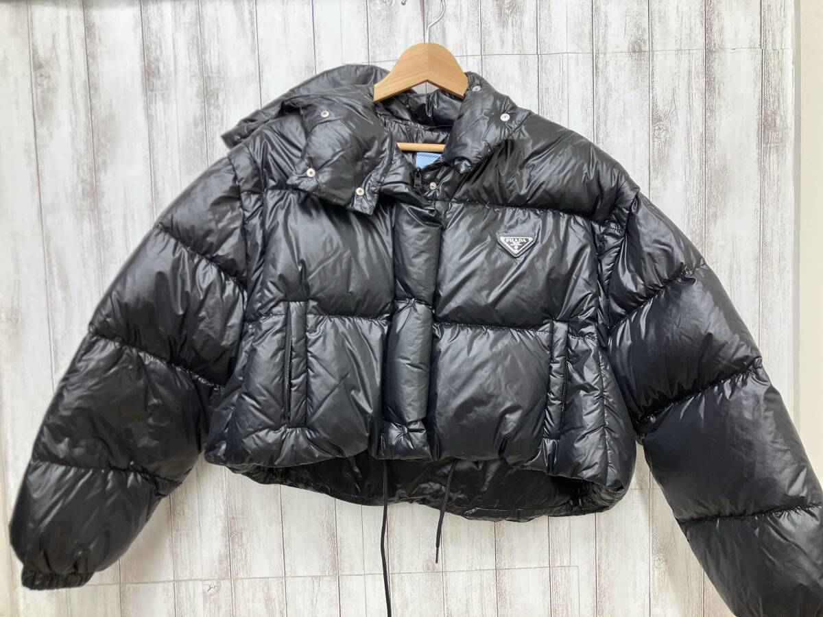 PRADA コンバーチブル クロップド フード ダウンジャケット
