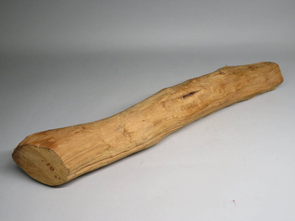 インド産 老山白檀 姿物 約1453g 油分の多い香木