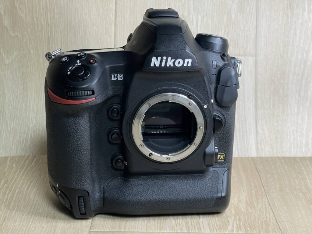 Nikon ニコン D6 FX Body