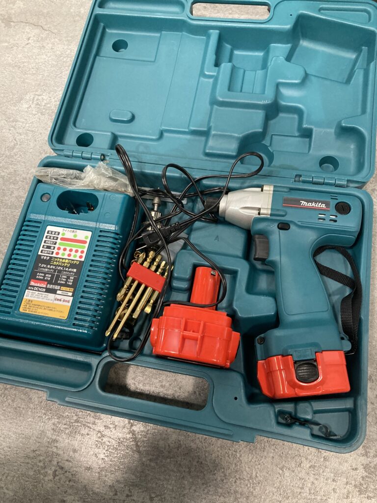 makita 12V 充電式インパクトドライバー 中古品販売