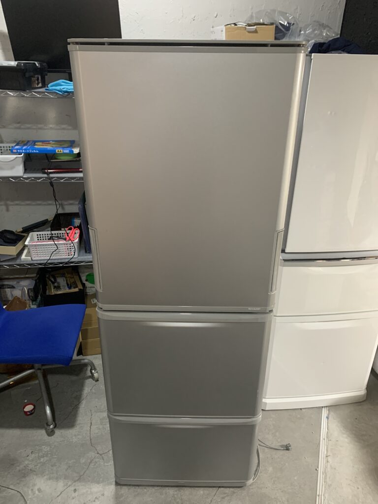 SHARP 2021年製　350L 冷蔵庫 中古品販売