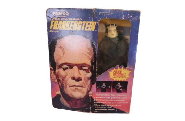 モンスター・キャラクタードール