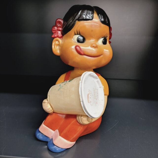 不二家 ペコちゃん サンデーペコちゃん 首振り人形 ソフビ