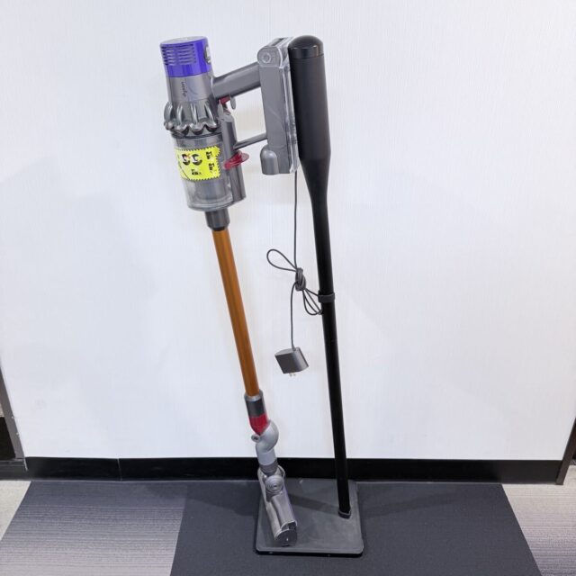 Dyson SV12 コードレスクリーナー