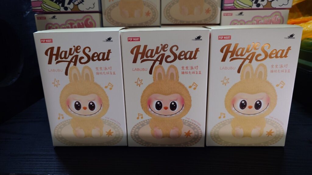 POP MART THE MONSTERS Have a Seat ラブブ 3個セット