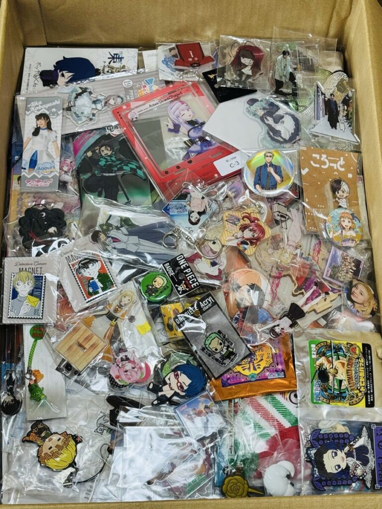 アニメ漫画グッズセット 缶バッジ アクリルスタンド まとめ売り