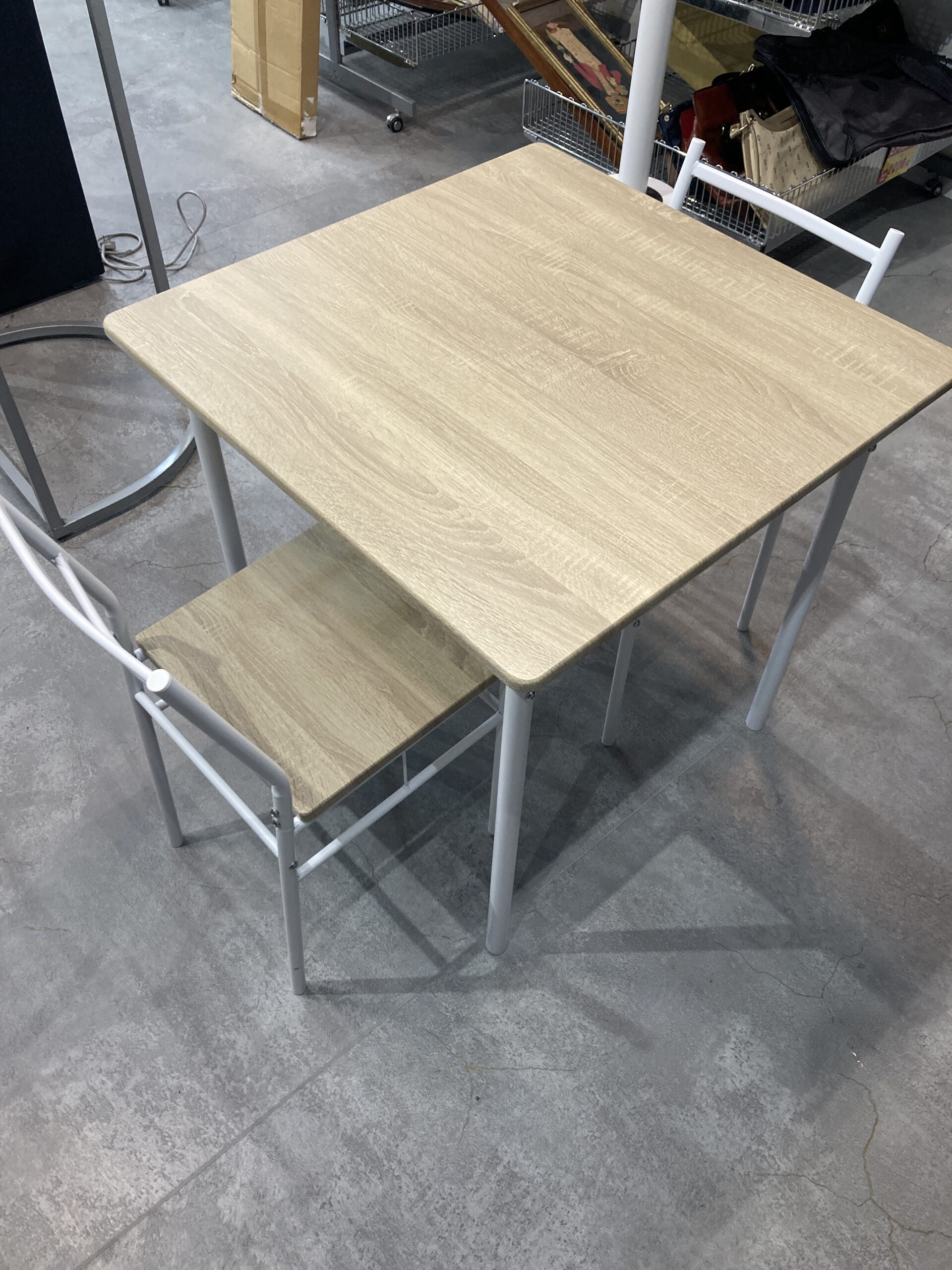 テーブル チェアー2脚セット 中古品販売