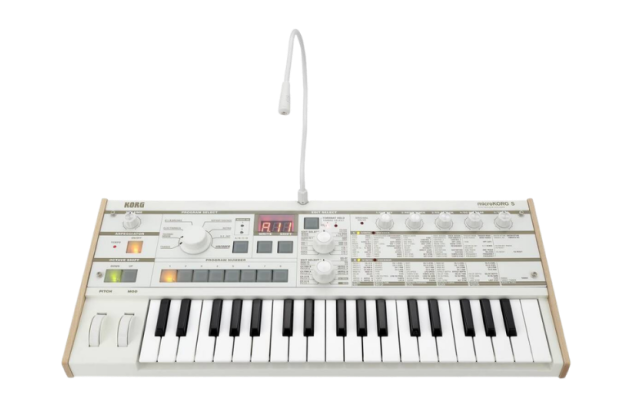 ボコーダー内蔵シンセサイザー