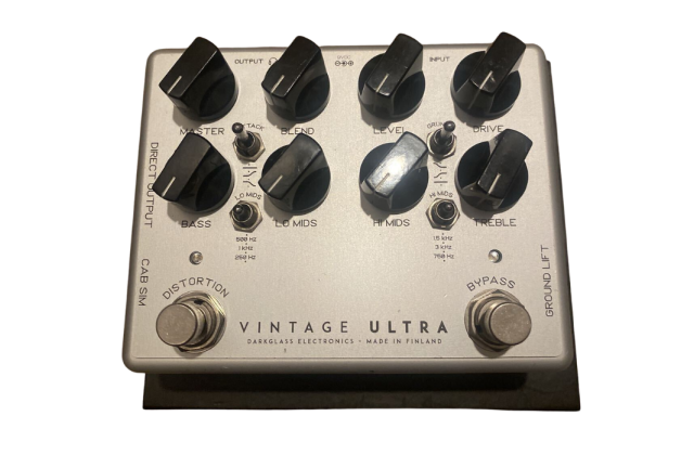 エフェクター（ベース用プリアンプ・コンプレッサー等）