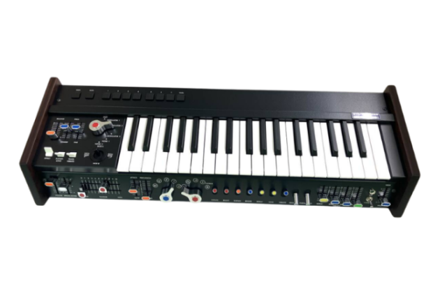 ハイブリッドシンセサイザー