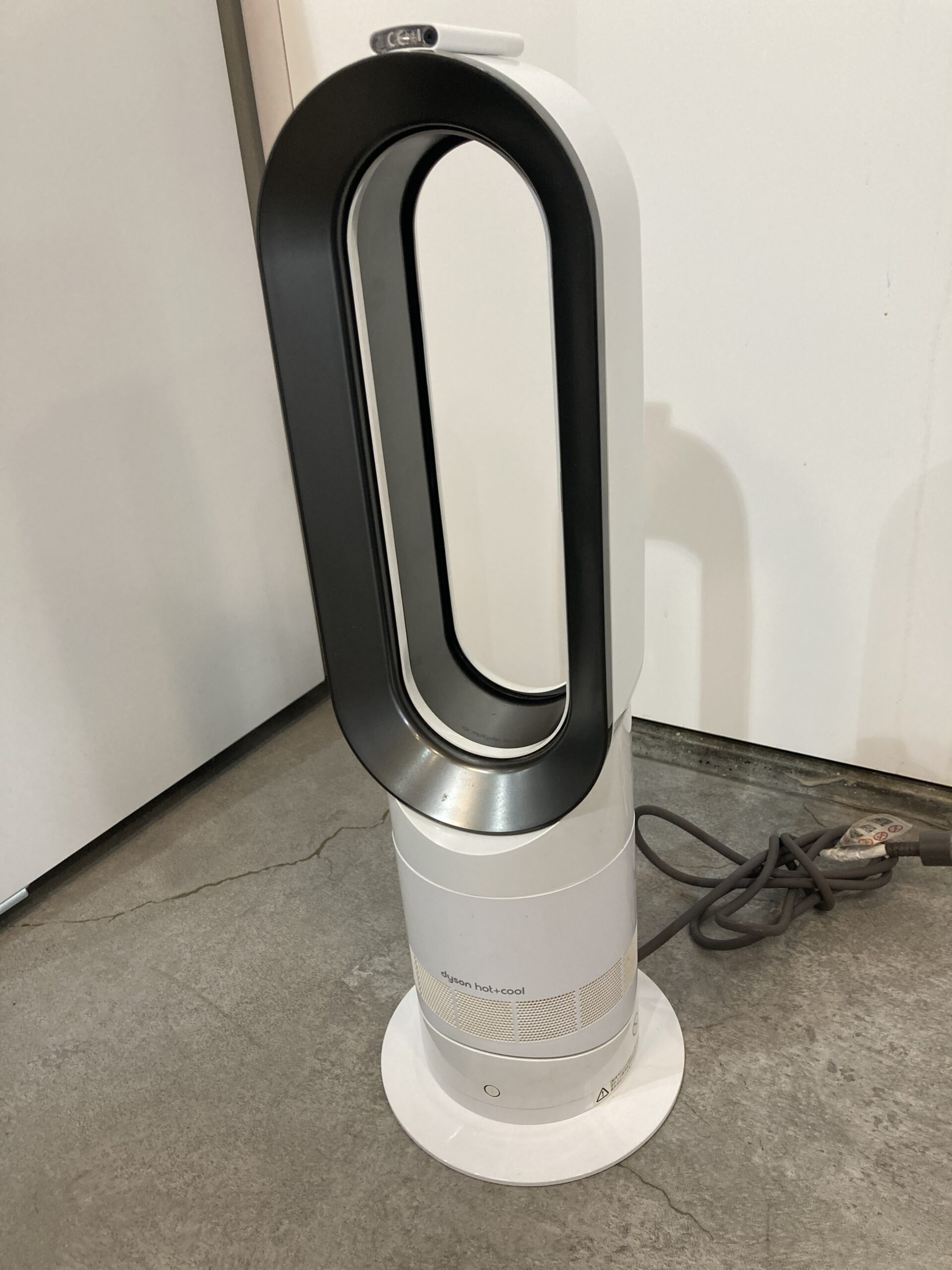 ダイソン 2024年製 hot+cool セラミックファンヒーター 中古品販売