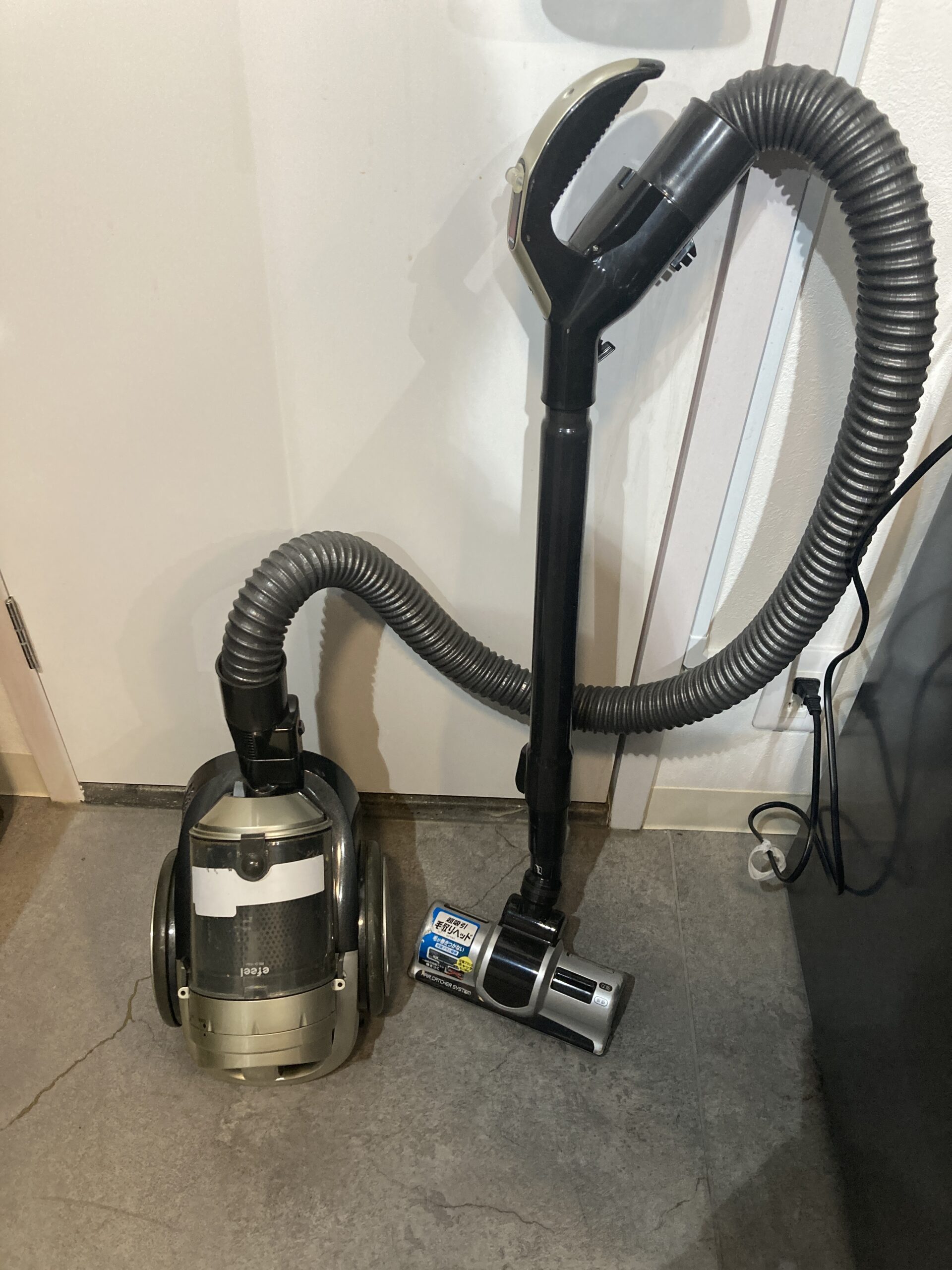 アイリスオーヤマ サイクロン式掃除機 中古品販売